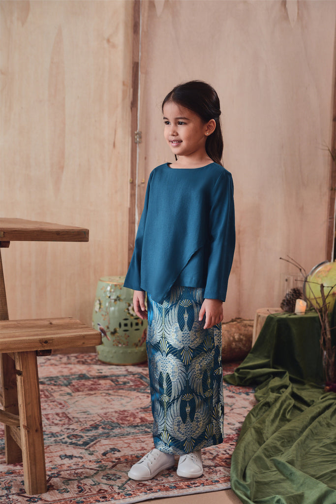 The Legend Overlay Blouse - Teal