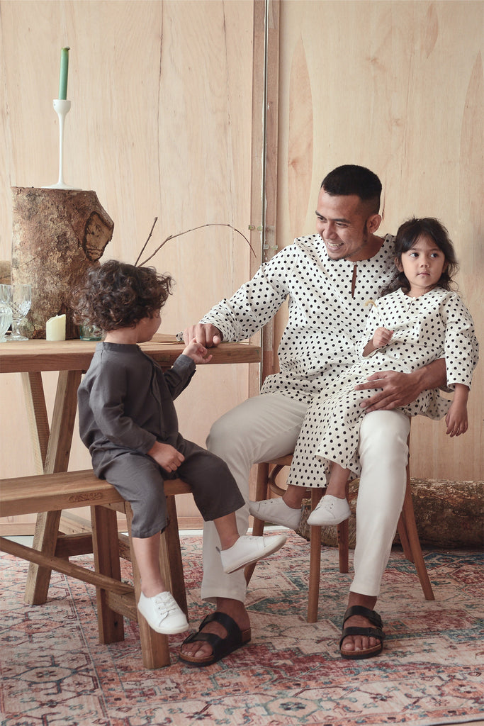 baju raya sedondon keluarga grey polka dot