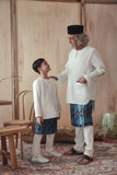 The Legend Pesak Kurta - White
