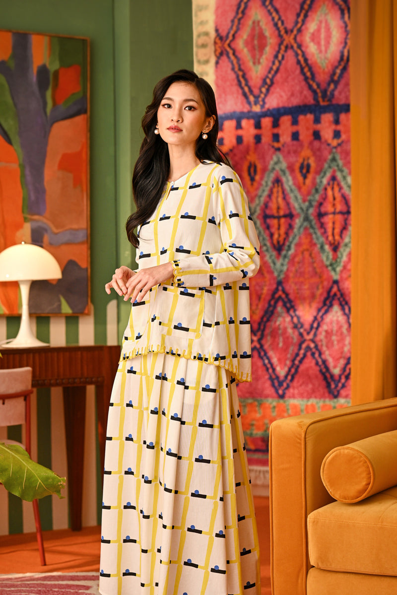 The Rasa Cinta Women Wavy Blouse - Lemon Garden