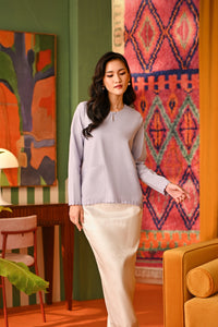 The Rasa Cinta Women Wavy Blouse - Lilac