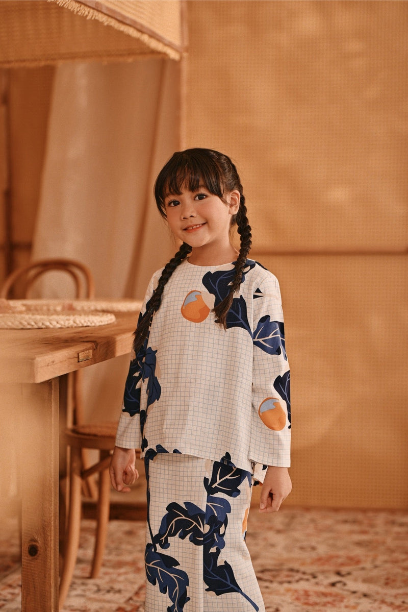 The Nest Back Pleated Blouse - Nurture