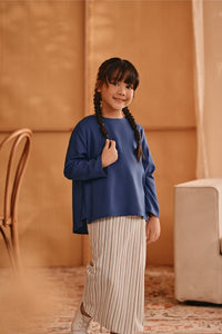 The Nest Back Pleated Blouse - Steel Blue