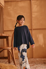 The Nest Back Pleated Blouse - Navy Blue