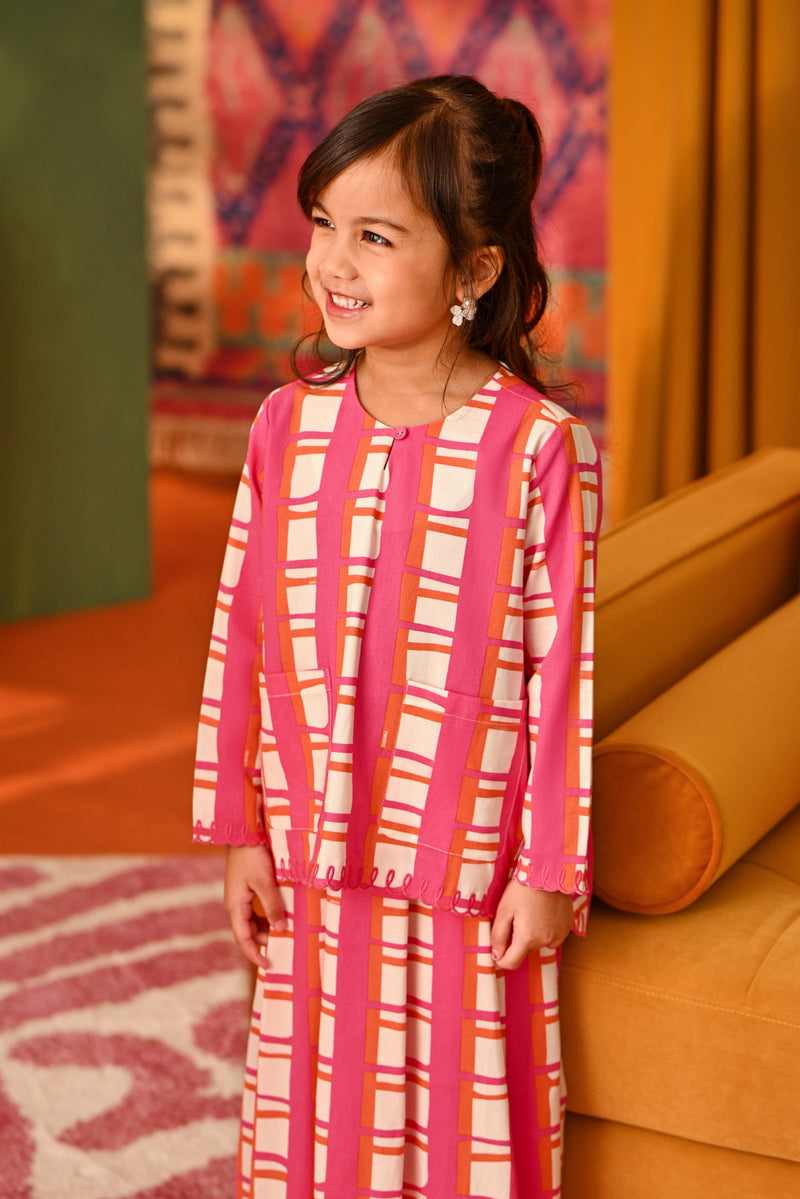 The Rasa Cinta Wavy Blouse - Crush