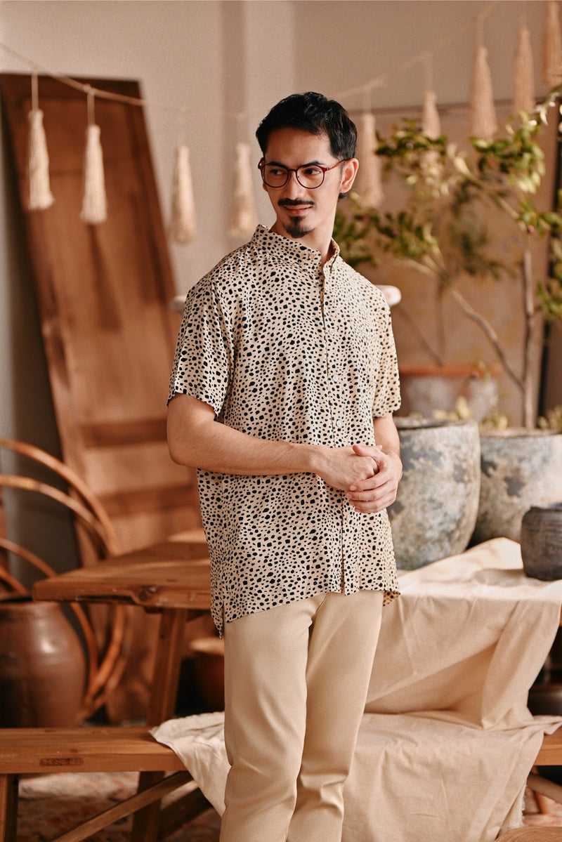 The Bay Men Batik Shirt - Champagne Safari
