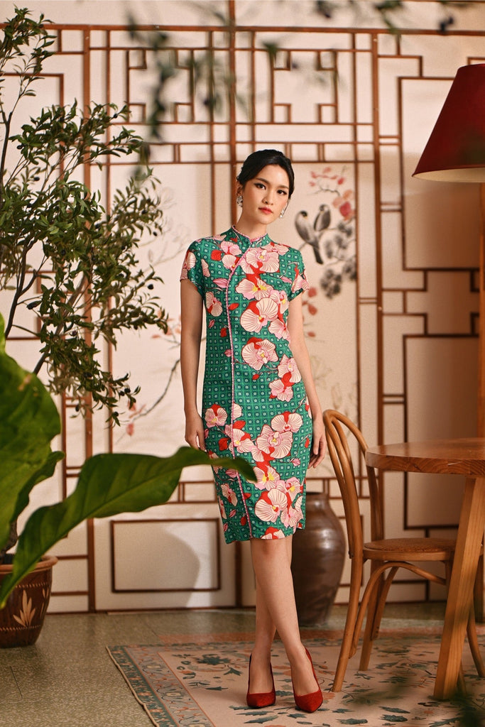 The Nian Nian Women Beaded Cheongsam Dress