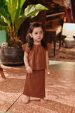 The Akar Kita Babies Kurung Raglan Top - Brownflux