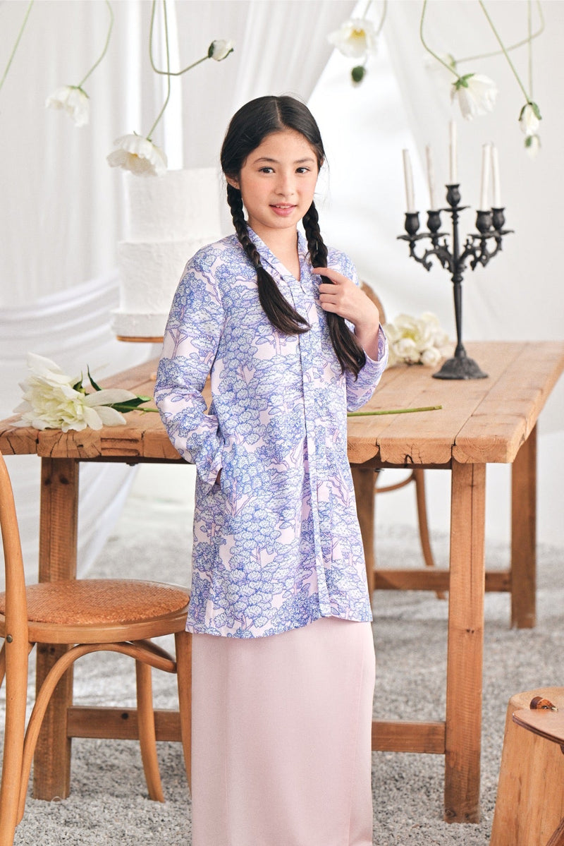 The Mimpian Kebarung Top - Mystical