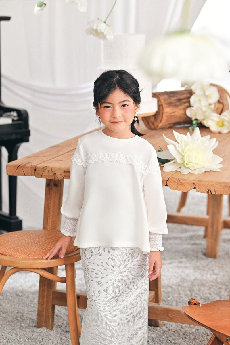 The Mimpian Doll Blouse - White