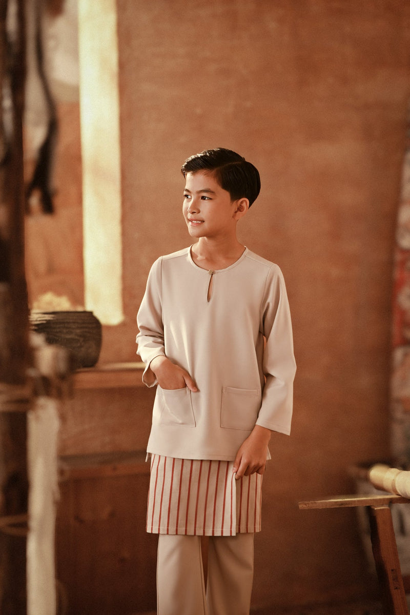 The Asal Kita Baju Melayu Teluk Belanga - Nude