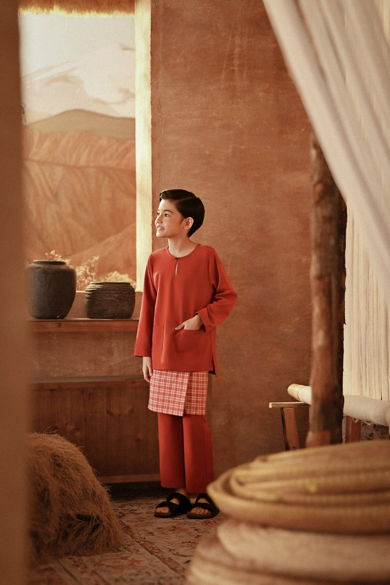 The Asal Kita Baju Melayu Teluk Belanga - Spice Red