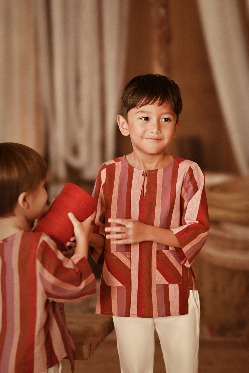 The Asal Kita 3/4 Sleeve Kurta - Rouge Prestige