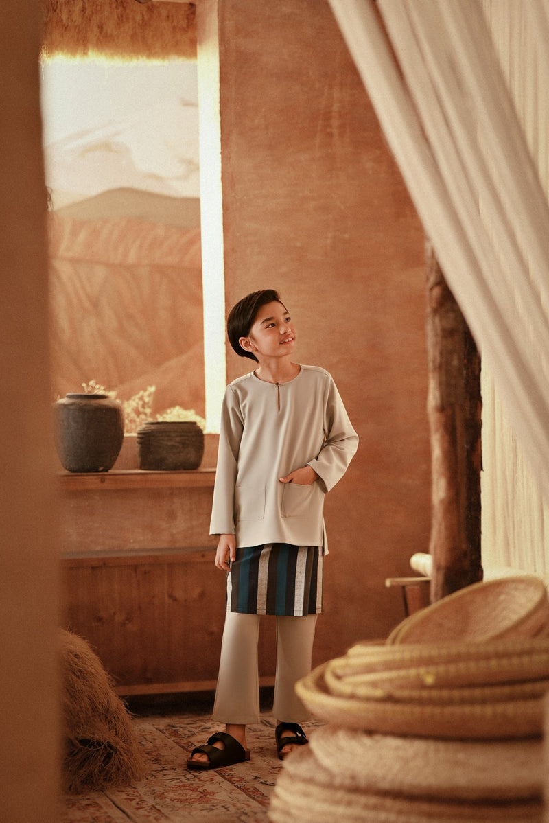 The Asal Kita Baju Melayu Teluk Belanga - Grey