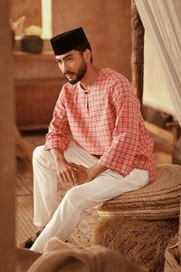 The Asal Kita Men 3/4 Sleeve Kurta - Blushgrid