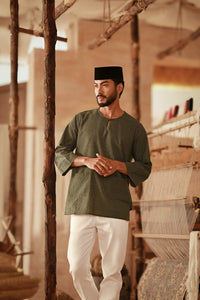 The Asal Kita Men 3/4 Sleeve Kurta - Lattice