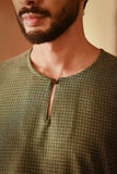 The Asal Kita Men 3/4 Sleeve Kurta - Lattice