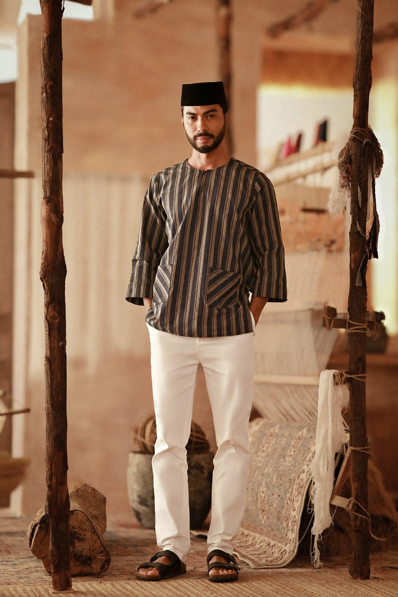 The Asal Kita Men 3/4 Sleeve Kurta - Molten Richline