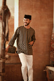 The Asal Kita Men 3/4 Sleeve Kurta - Molten Richline