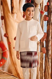 The Harbour Baju Melayu Top - White