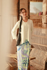 The Asal Kita Women Embellish Kebaya Top - Baby Mint