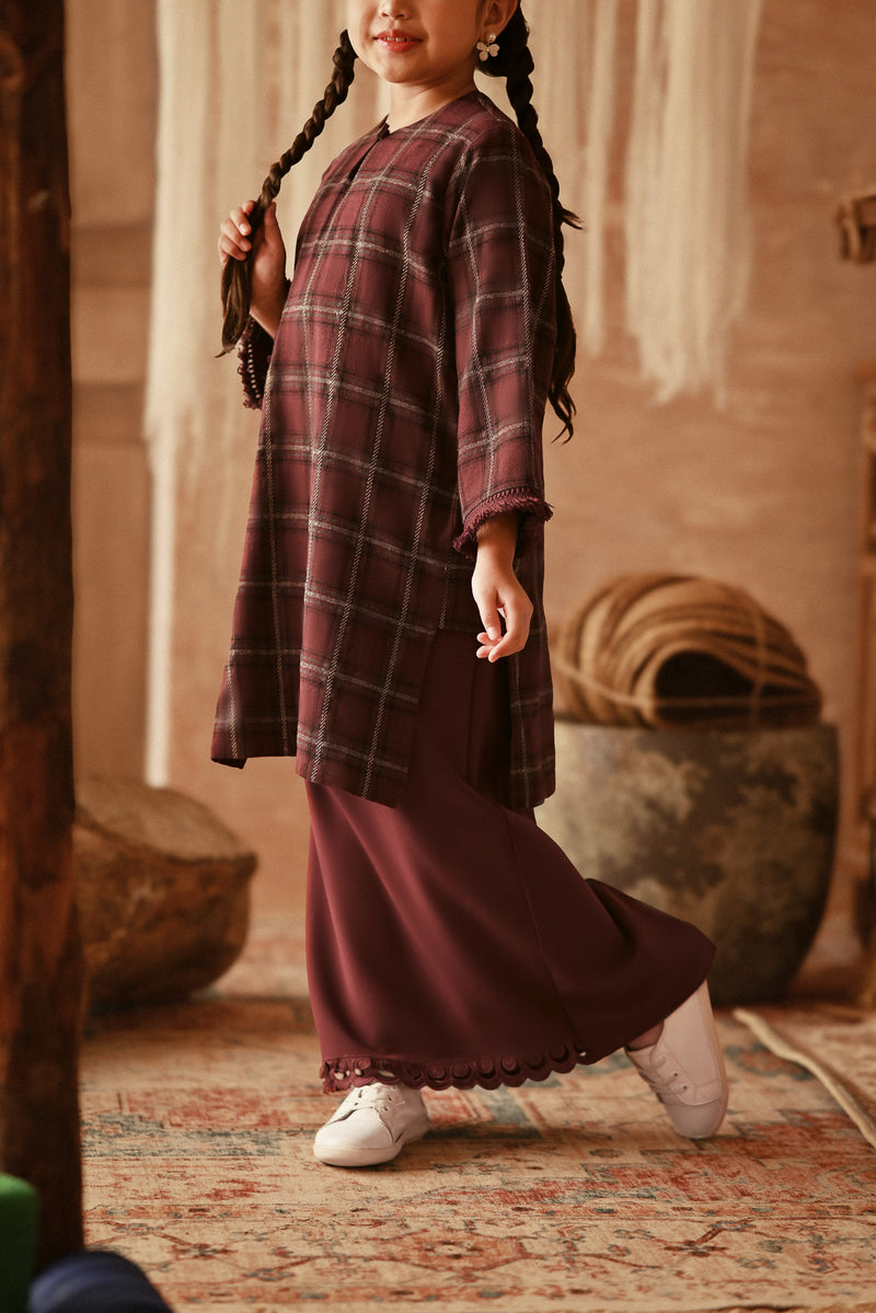 The Asal Kita Lace Skirt - Royal Burgundy