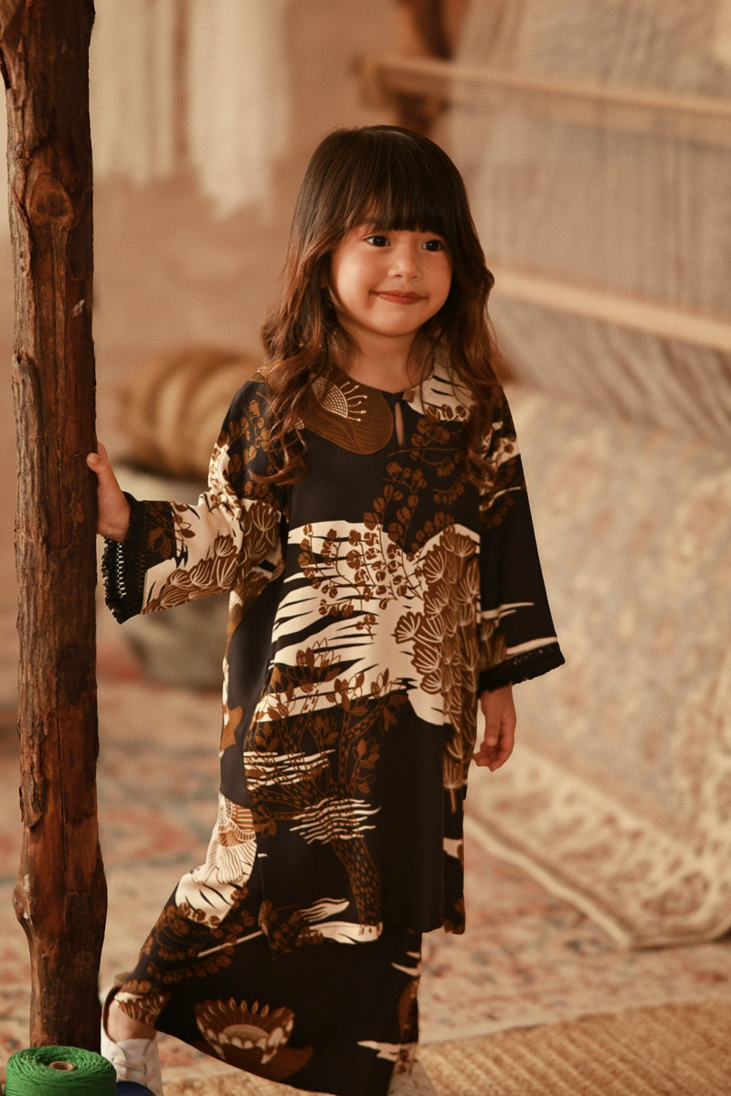 The Asal Kita Pesak Kurung Top - Rimba