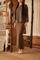 The Asal Kita Women Lace Skirt - Dark Olive