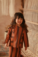 The Asal Kita Kedah Striped Blouse - Sunset Wideframe
