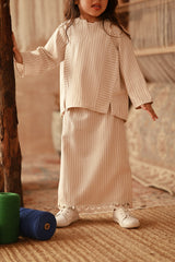 The Asal Kita Lace Skirt - Wovelyn