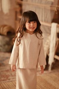 The Asal Kita Kedah Striped Blouse - Wovelyn