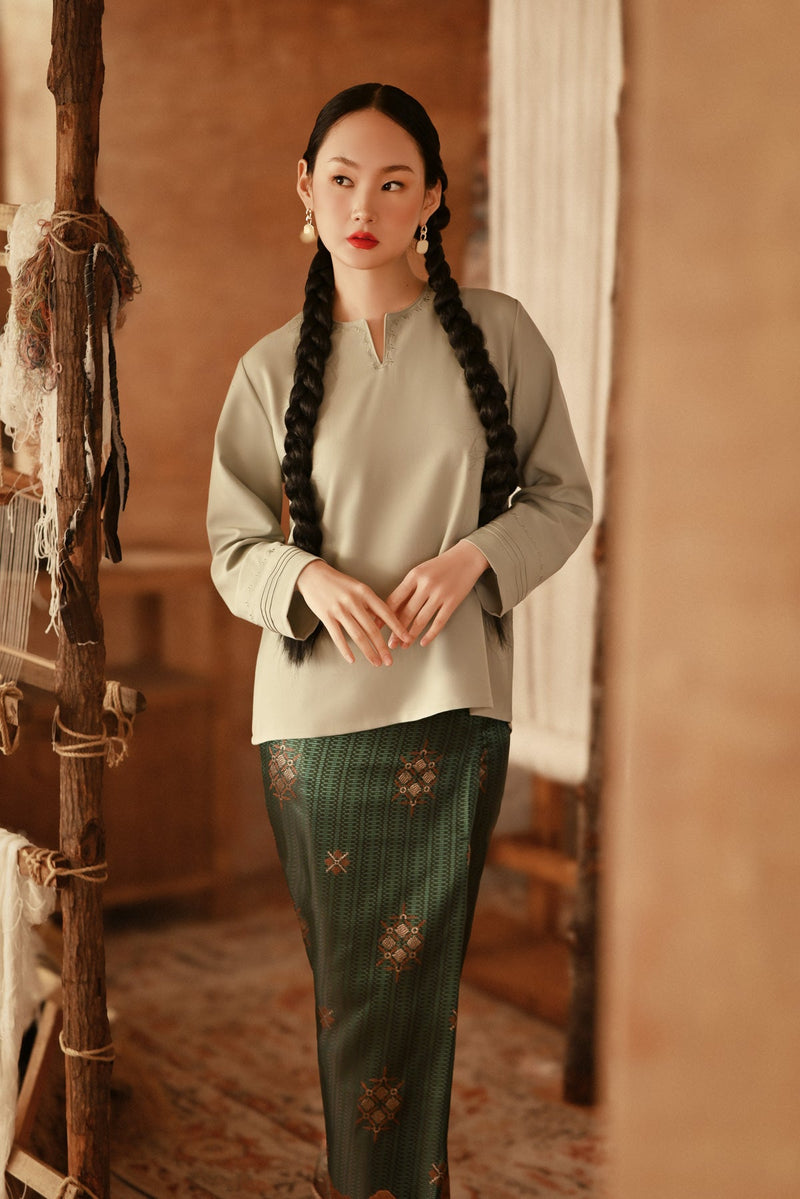 The Asal Kita Women Kedah Broderie Blouse - Pistachio