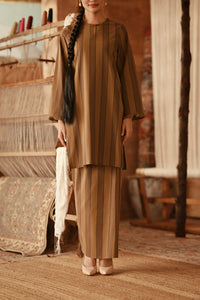 The Asal Kita Women Folded Skirt - Forest Wideframe