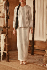 The Asal Kita Women Lace Skirt - Shadow Twine