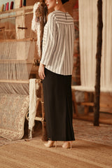 The Asal Kita Women Lace Skirt - Black