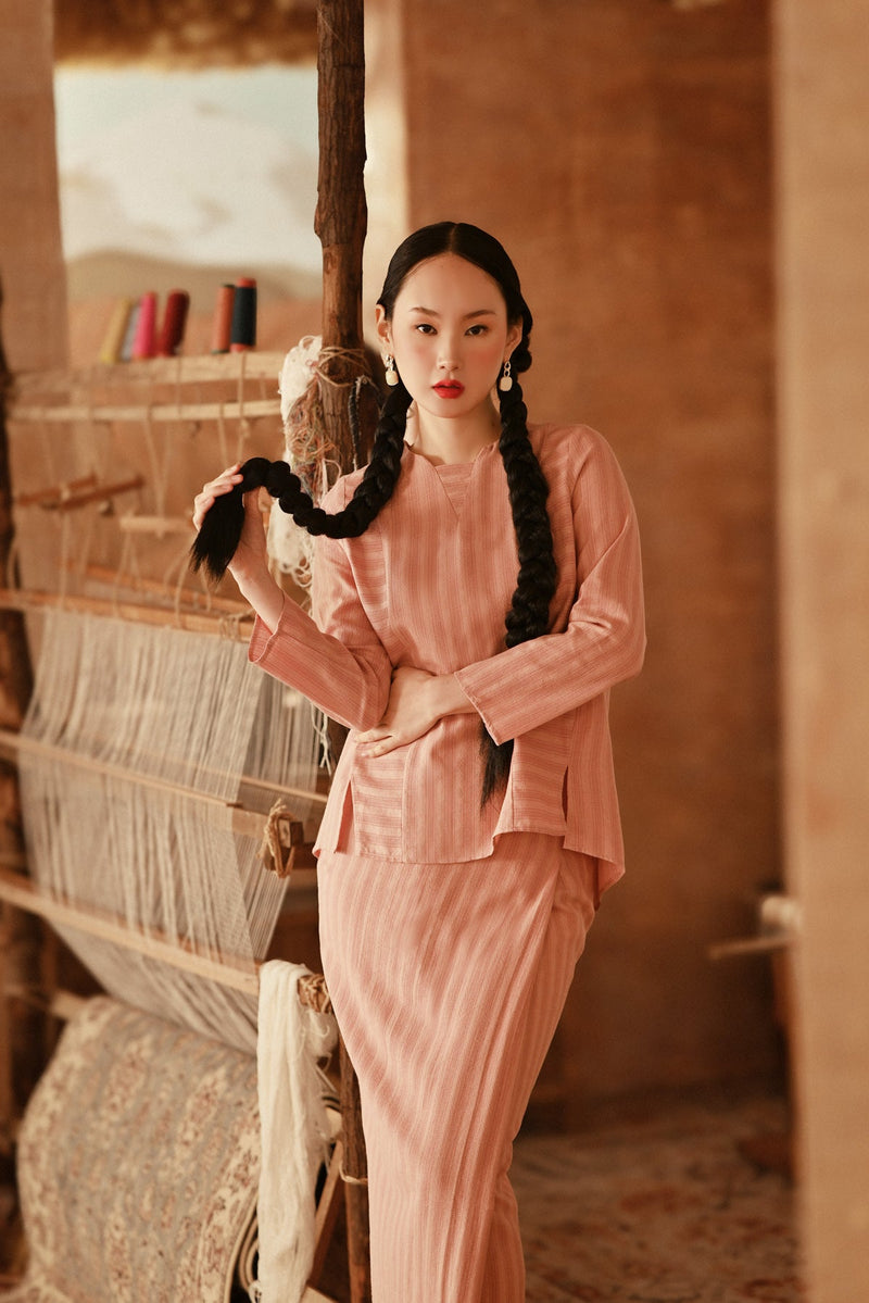 The Asal Kita Women Kedah Striped Blouse - Peach Grain