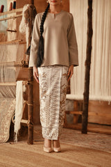 The Asal Kita Women Jacquard Skirt - Ash Bloom