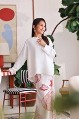 The Akari Simply Blouse - White