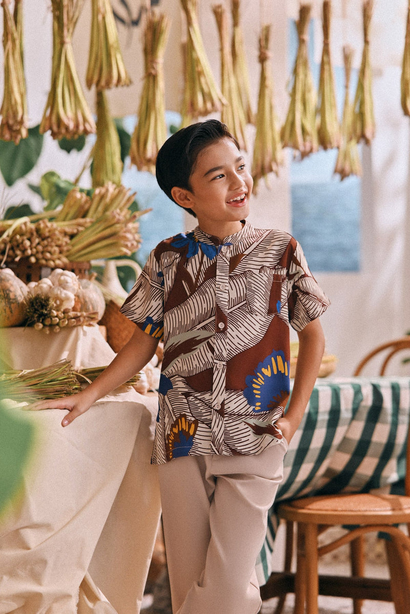 The Courtyard Mandarin Shirt - Precious