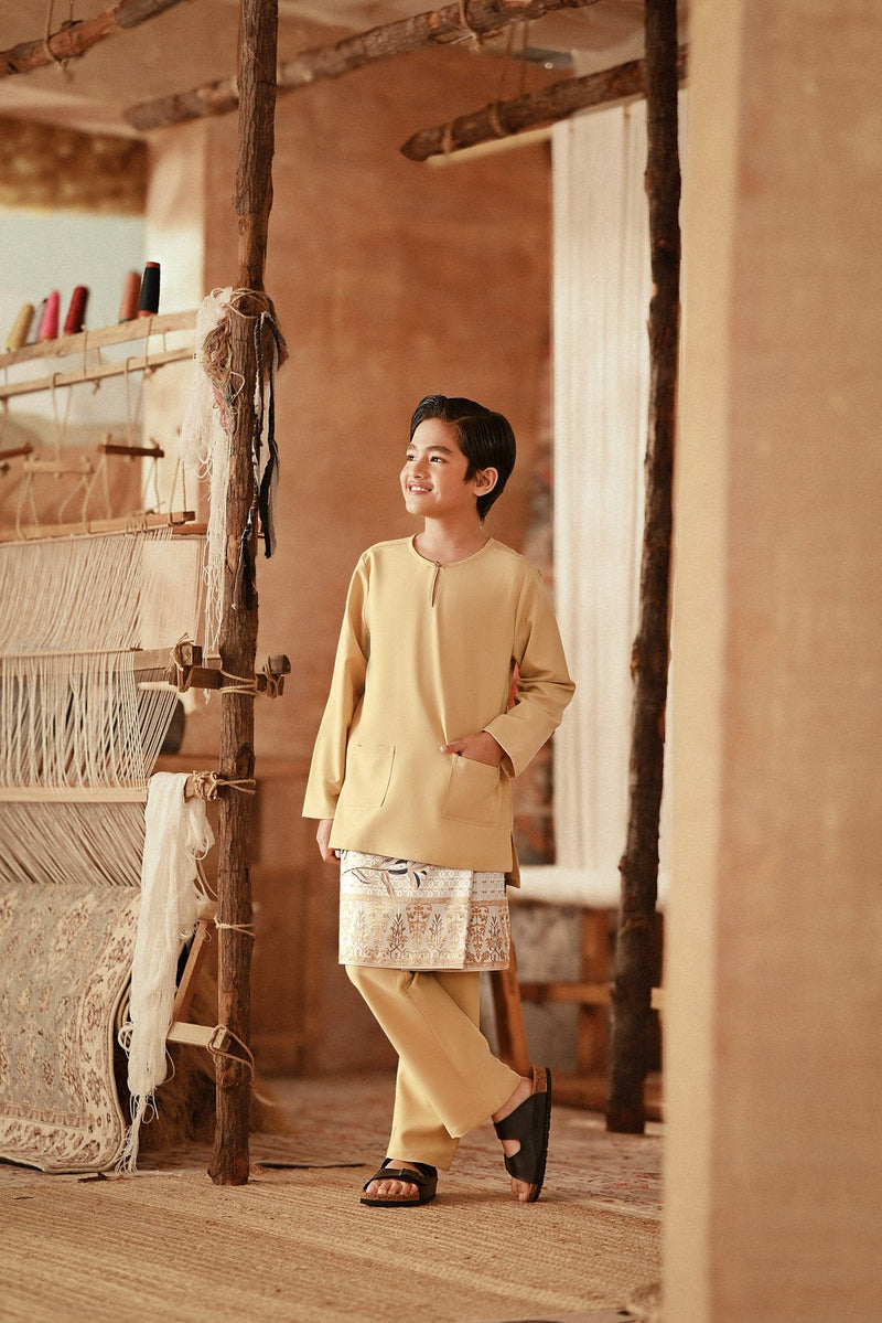 The Asal Kita Baju Melayu Teluk Belanga - Champagne Yellow