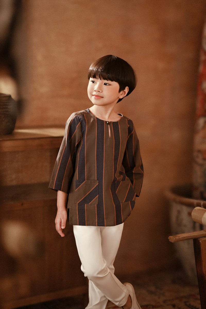 The Asal Kita 3/4 Sleeve Kurta - Dusk Wideframe