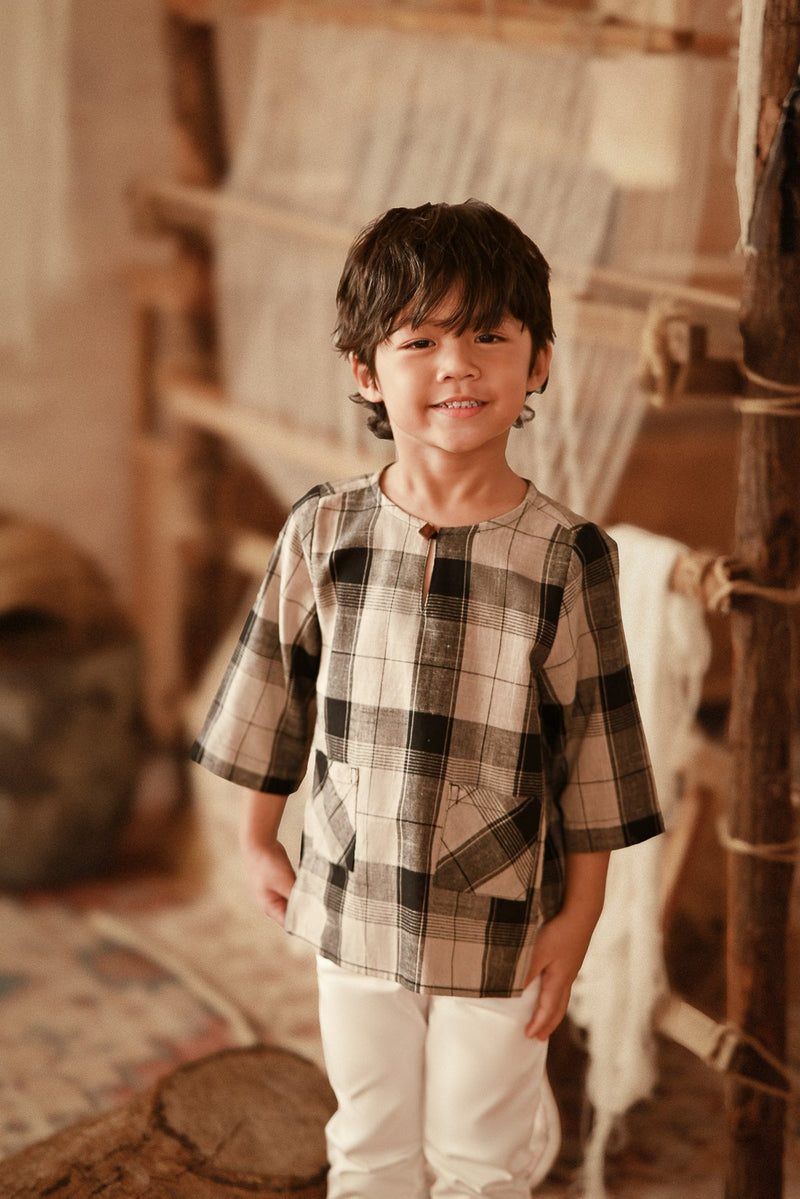 The Asal Kita 3/4 Sleeve Kurta - Vintage Grid