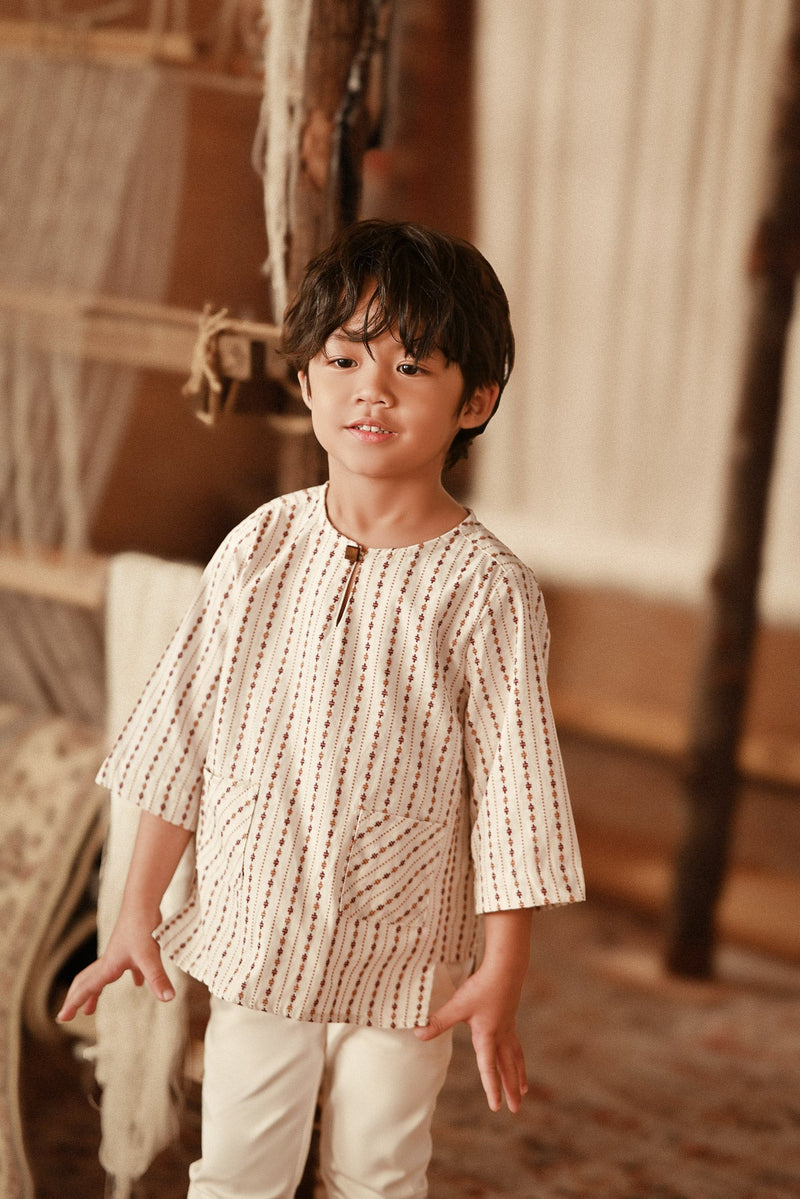 The Asal Kita 3/4 Sleeve Kurta - Creamish Plus