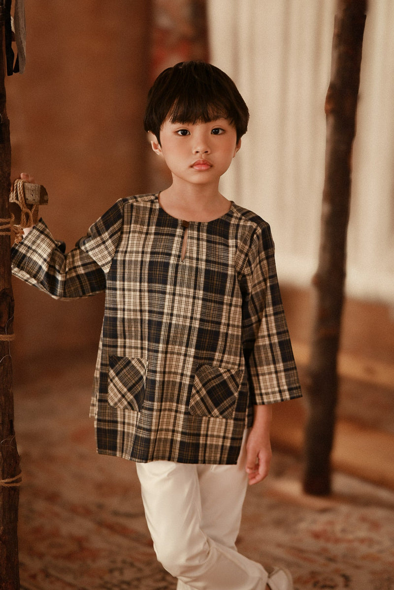 The Asal Kita 3/4 Sleeve Kurta - Blue Tartan