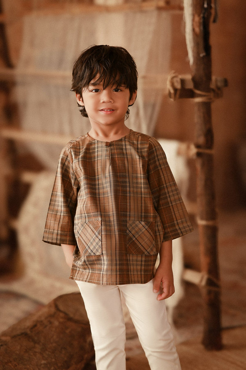 The Asal Kita 3/4 Sleeve Kurta - Pecan Tartan
