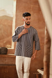 The Asal Kita Men 3/4 Sleeve Kurta - Grislyn