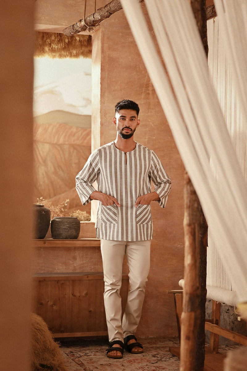 The Asal Kita Men 3/4 Sleeve Kurta - LightTwin