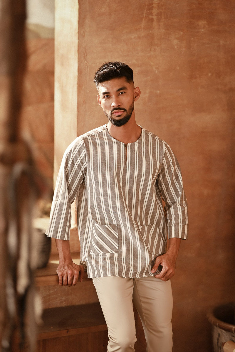 The Asal Kita Men 3/4 Sleeve Kurta - LightTwin