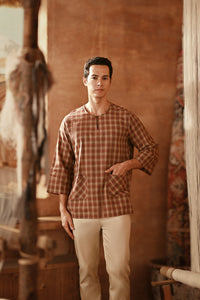 The Asal Kita Men 3/4 Sleeve Kurta - Brick Canvas