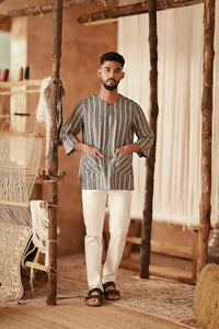 The Asal Kita Men 3/4 Sleeve Kurta - Denimline